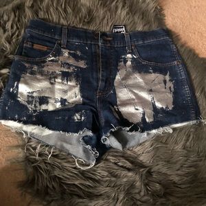 *NEVER WORN* Denim & metallic silver shorts